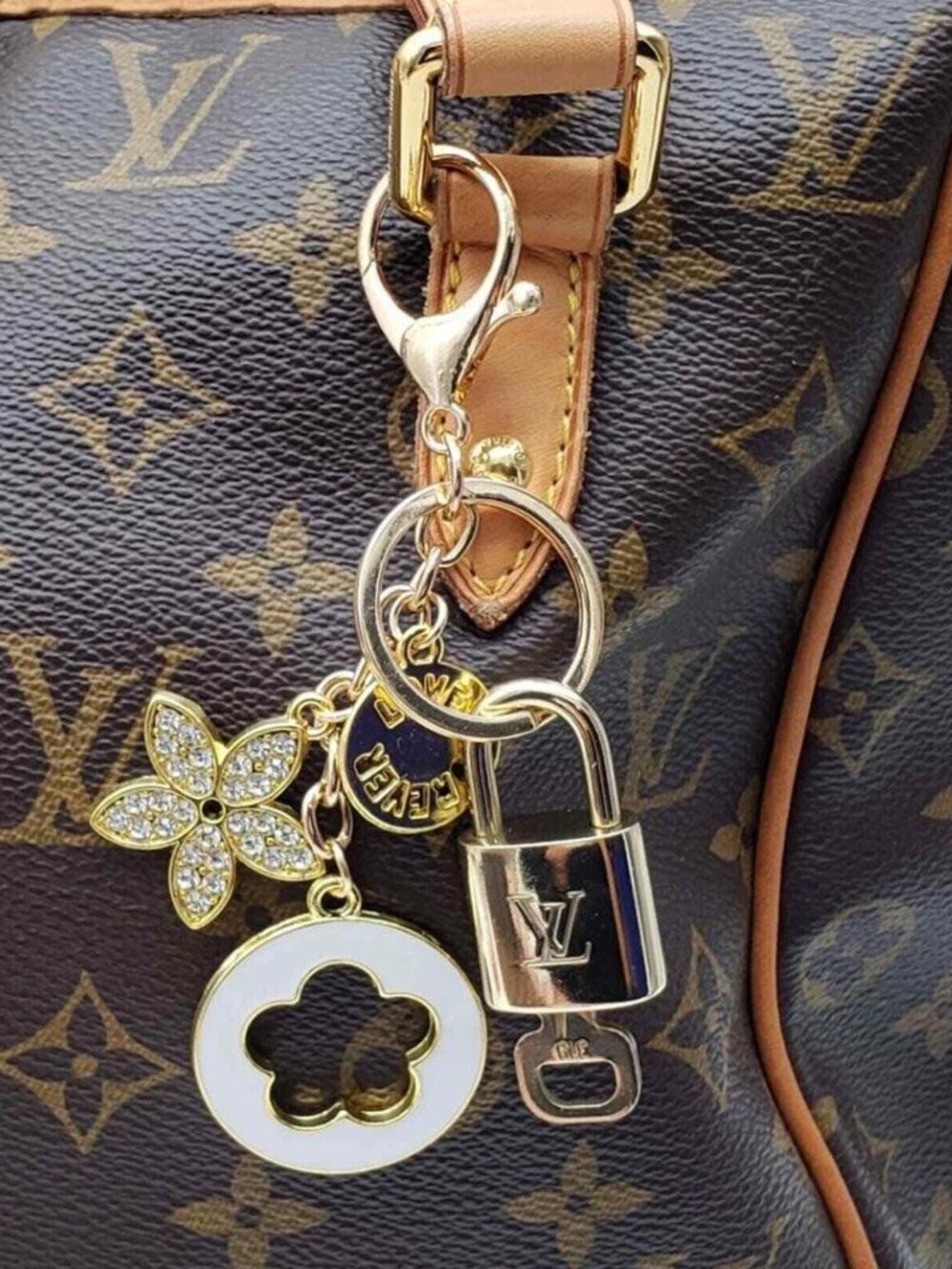 Louis Vuitton Authentic Gold Lock 🔒 Unbranded Flower Keychain Charm for Bags - Picture 2 of 6
